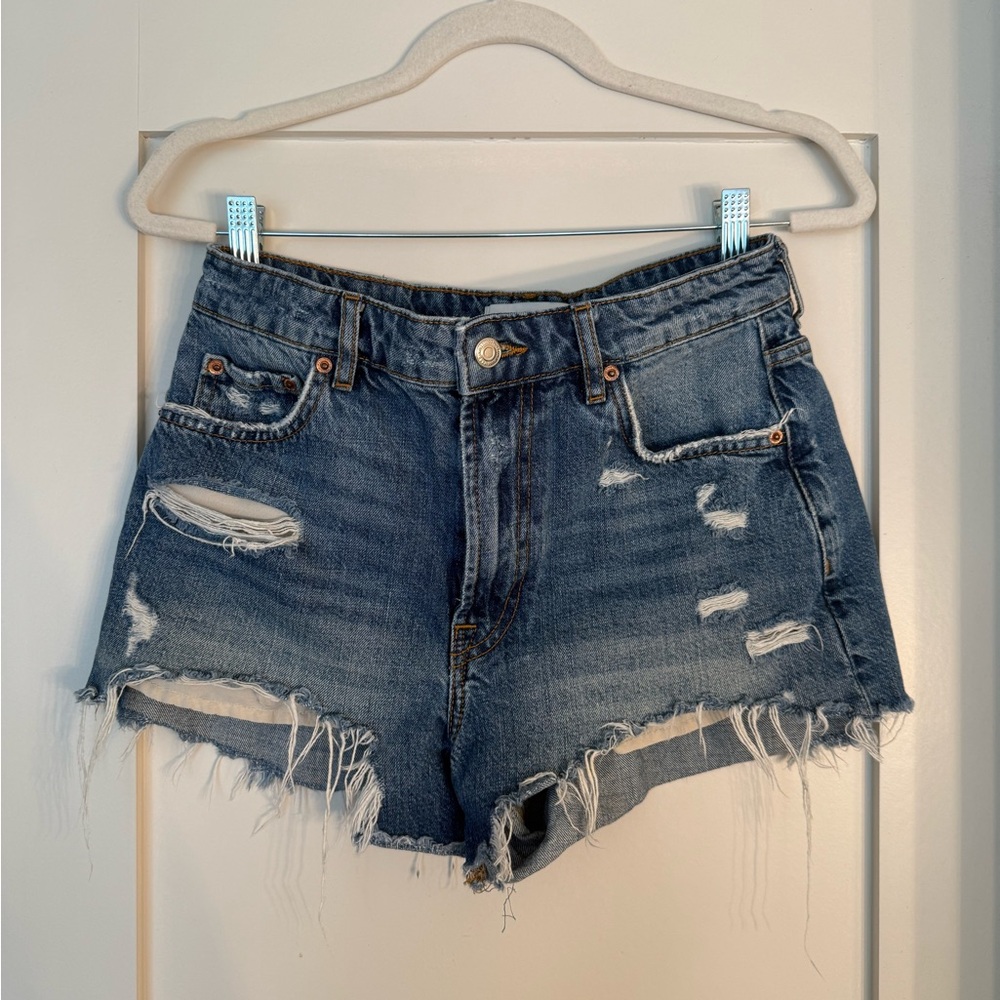 Zara Distressed Denim Blue Shorts Size 6